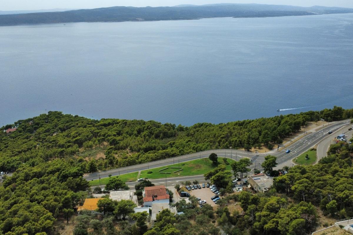 001-2121-05-Makarska-Spacious-apartment-with-a-sea-view-for-sale