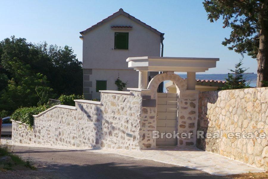 Дом первый ряд от моря