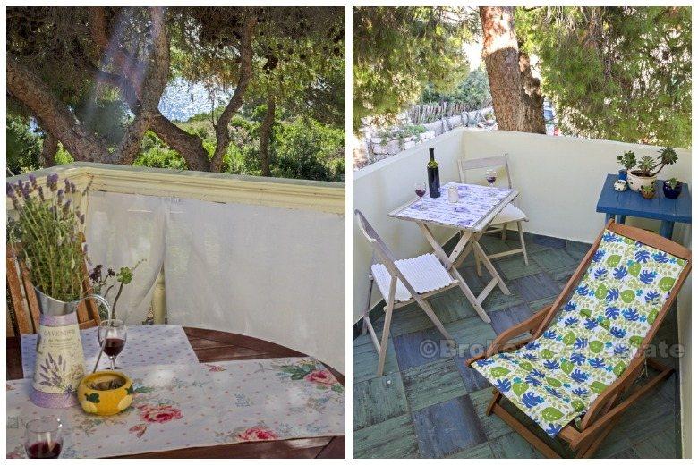 House in the bay, first row to the sea