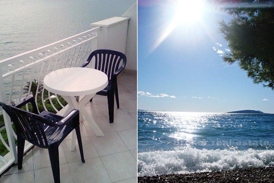 Apartment house with open sea view, for sale