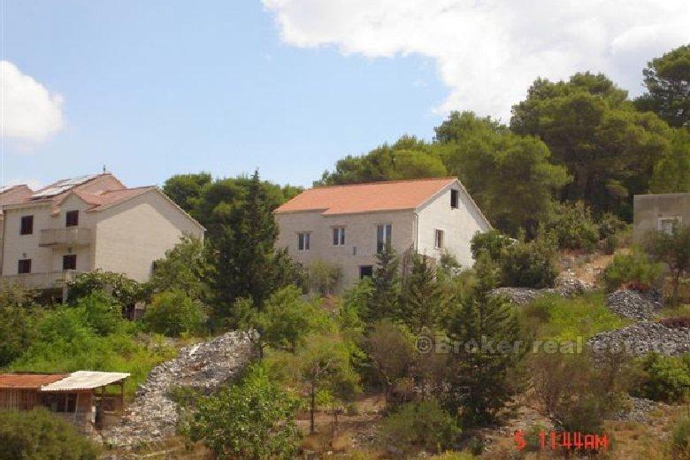 Hus med mulighet for oppgradering, til salgs