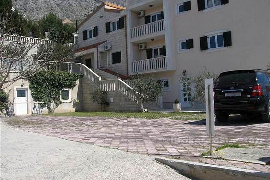 3-stjerners hotell, til salgs