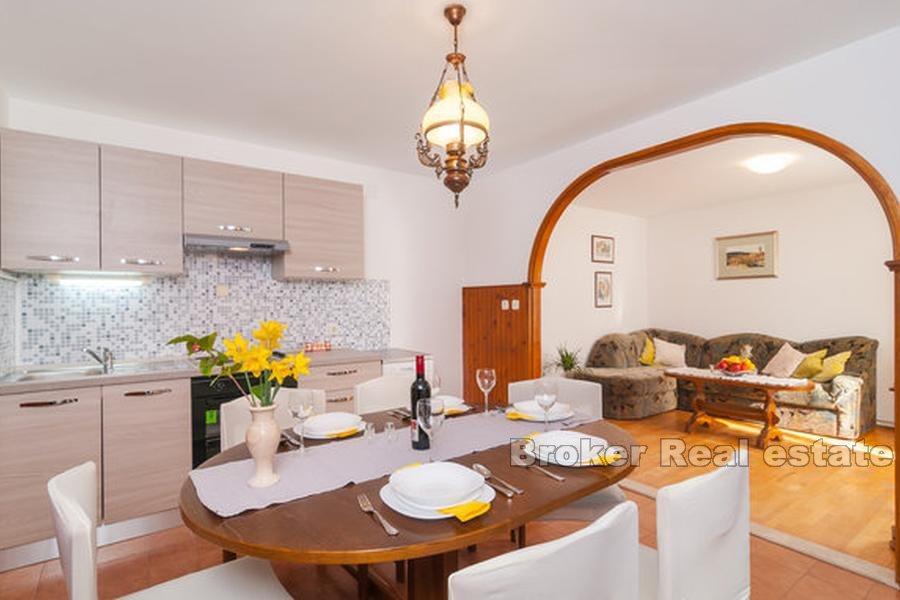 Semi-detached house, for sale