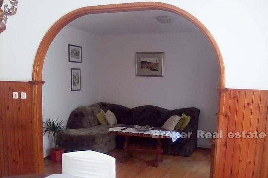 Maison jumelée, à vendre