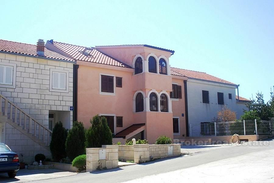 Four-storey apartment house, for sale