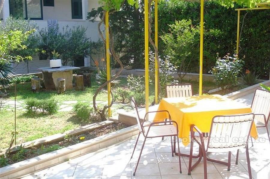 Four-storey apartment house, for sale