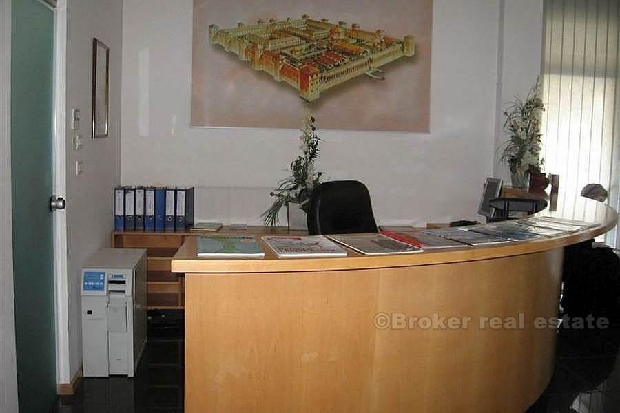 Poslovni prostor na Brdima, za iznajmljivanje