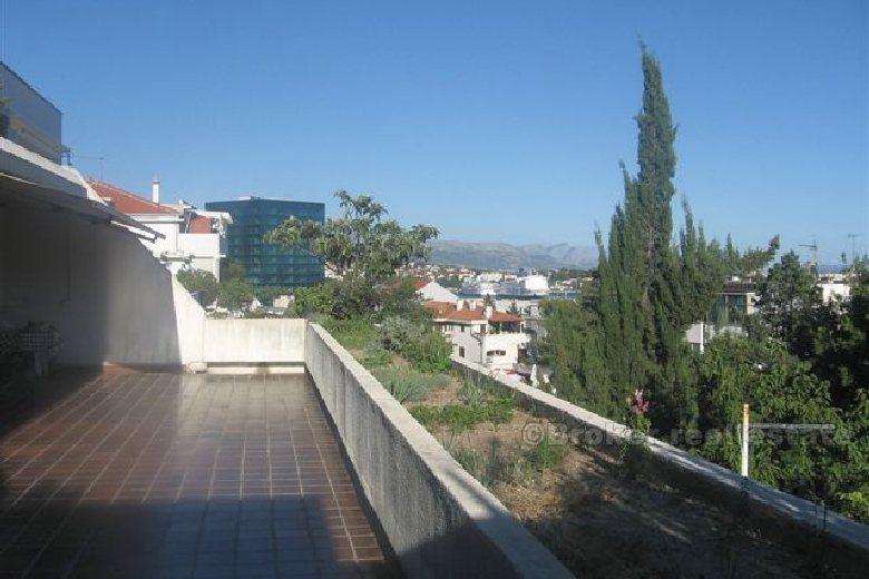 Appartement avec vue sur mer, zone Meje, à vendre