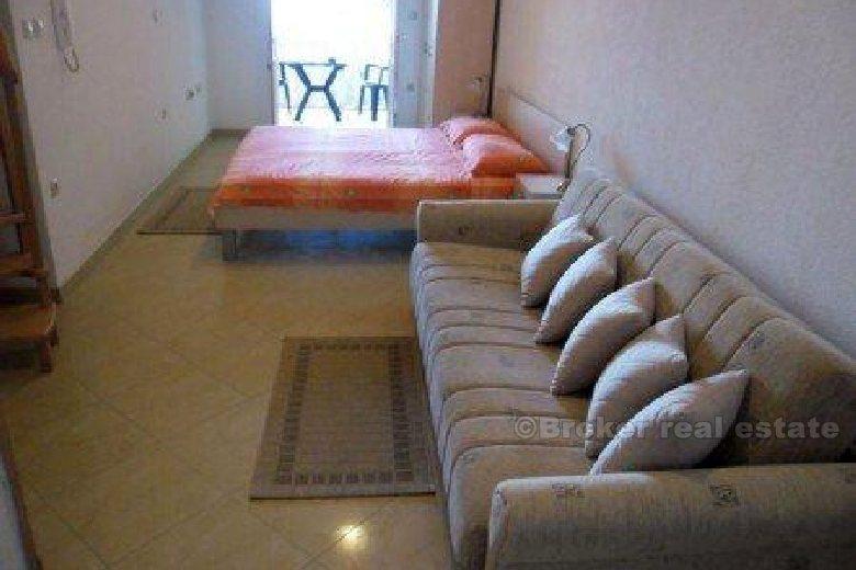 Appartamento duplex con vista sul mare, in vendita