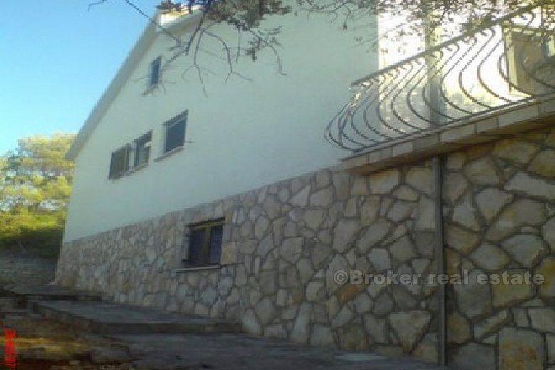 Casa con vista sul mare, in vendita