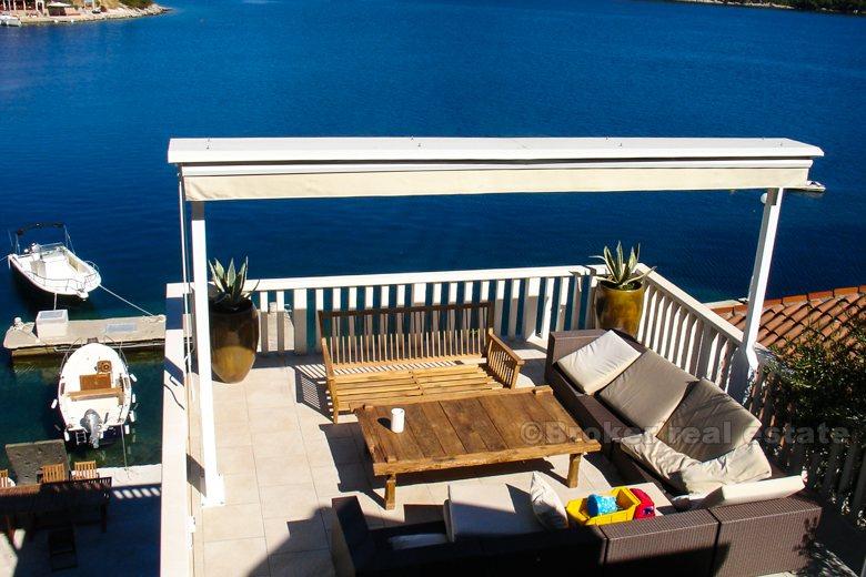 Dom nad morzem, na sprzedaż