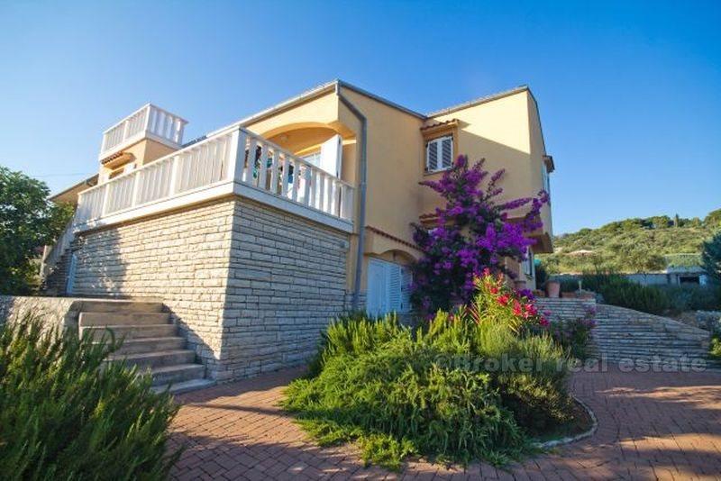 Villa avec vue spectaculaire, à vendre