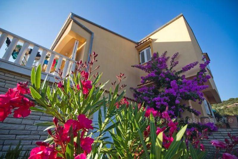 Villa avec vue spectaculaire, à vendre