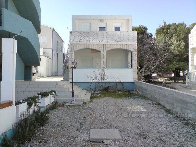 House at the first row to the sea, for sale