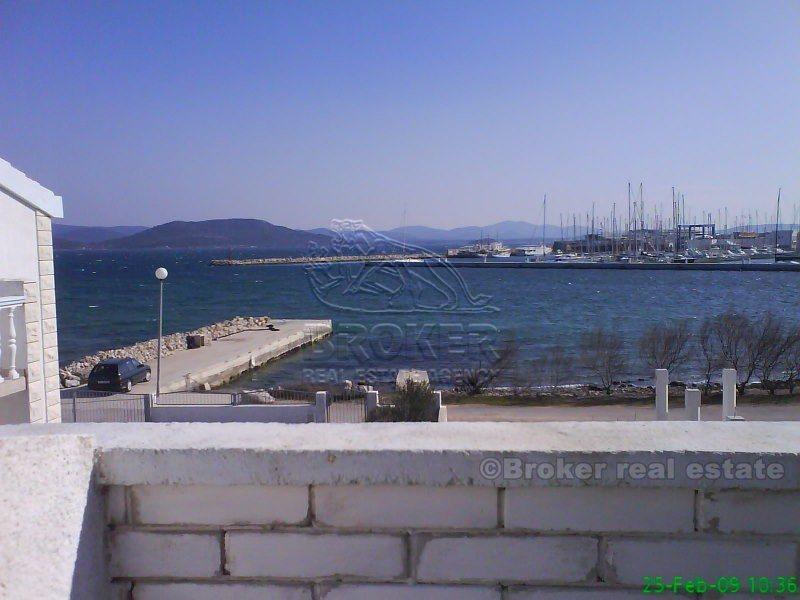 House at the first row to the sea, for sale
