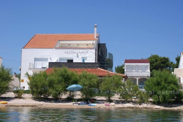 House at the first row to the sea, for sale