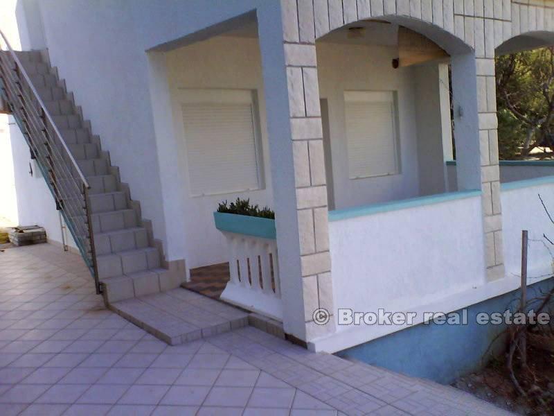 House at the first row to the sea, for sale