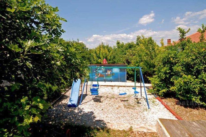 Kuća / Vila s bazenom, na prodaju