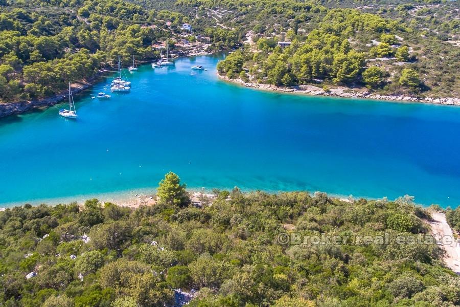 Unique villas on a quiet area, for sale