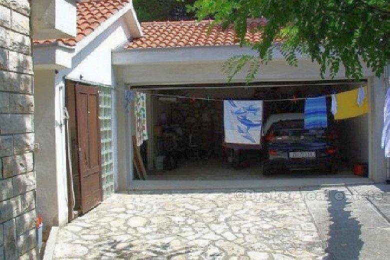 Maison en bord de mer, avec sa propre plage, à vendre