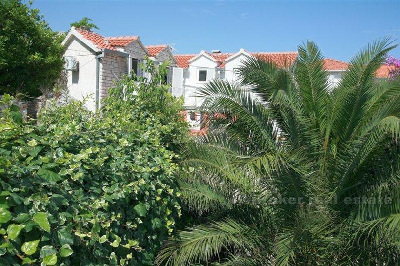 Bella villa nel centro della città, in vendita