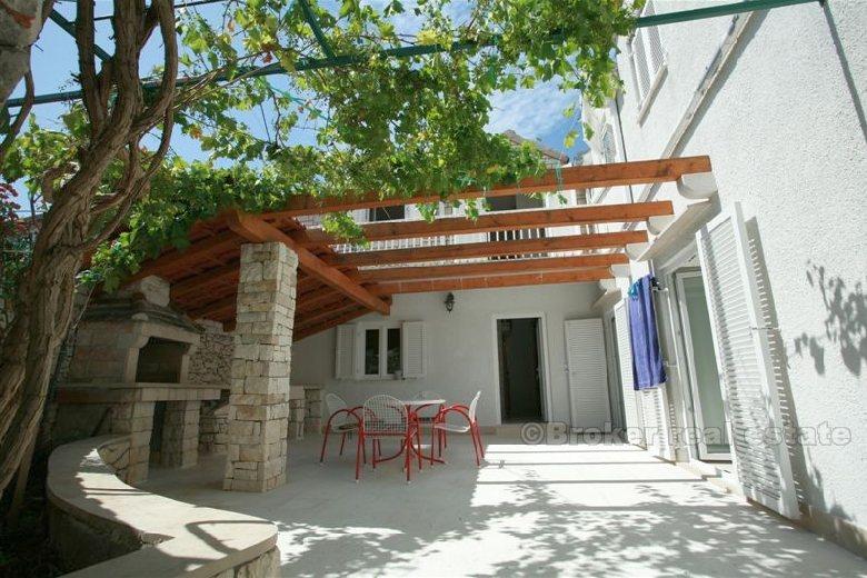 Bella villa nel centro della città, in vendita