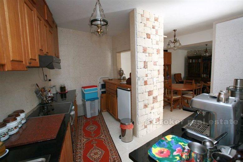 Beautiful villa in the center of town, for sale