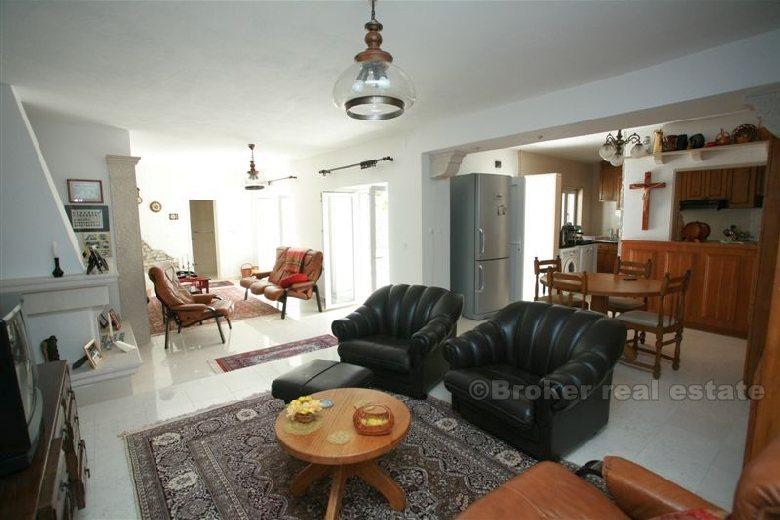 Beautiful villa in the center of town, for sale
