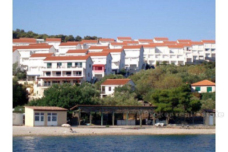 Apartment with a partial sea view, for sale