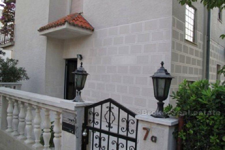 House in a small and peaceful town, for sale