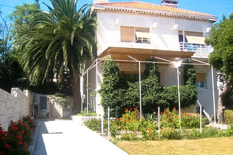 Zařízený a vybavený apartmán k pronájmu