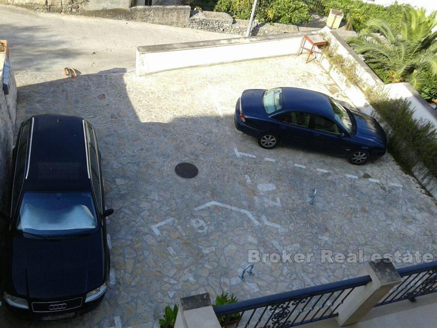 Stan u neposrednoj blizini mora i plaže, na prodaju