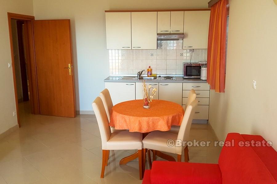 Hotel w małej wiosce, z widokiem na morze, na sprzedaż