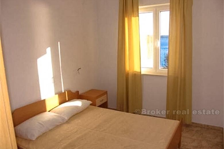 Apartment close to the sea and the beach