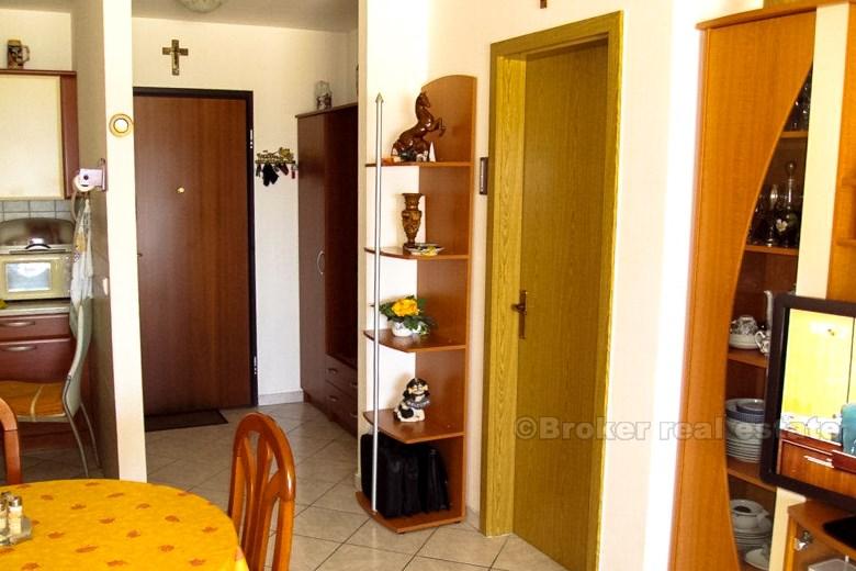 Apartman prvi red do mora