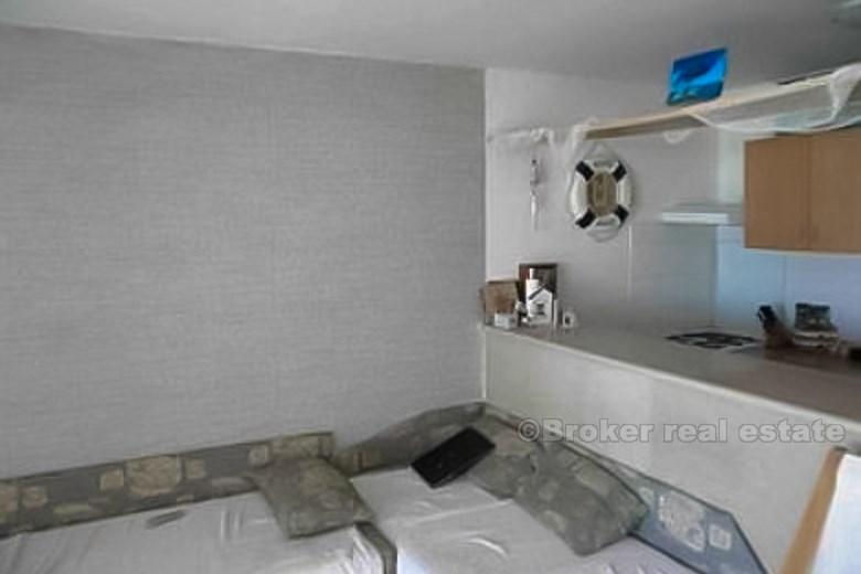 Piękny apartament w Bol z tarasem i widokiem na morze