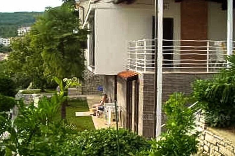 Family house on 2 stories, for sale