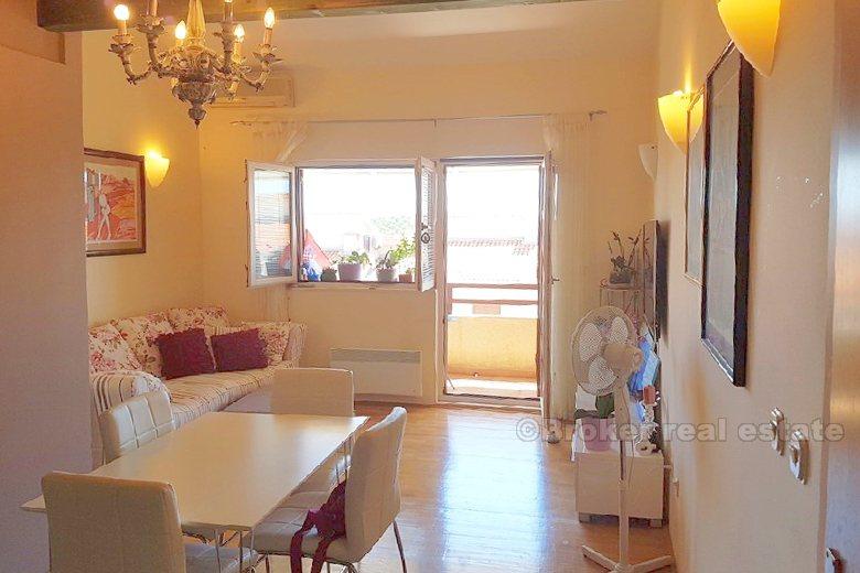 Appartement sur 2 étages, à vendre