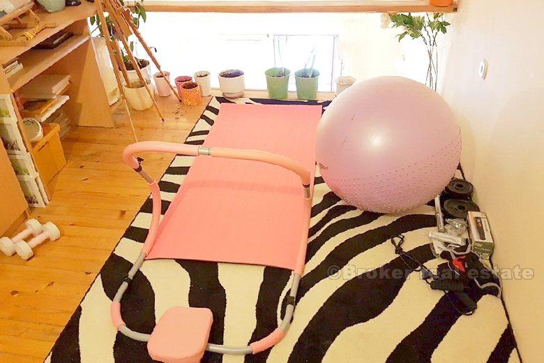 Appartement sur 2 étages, à vendre