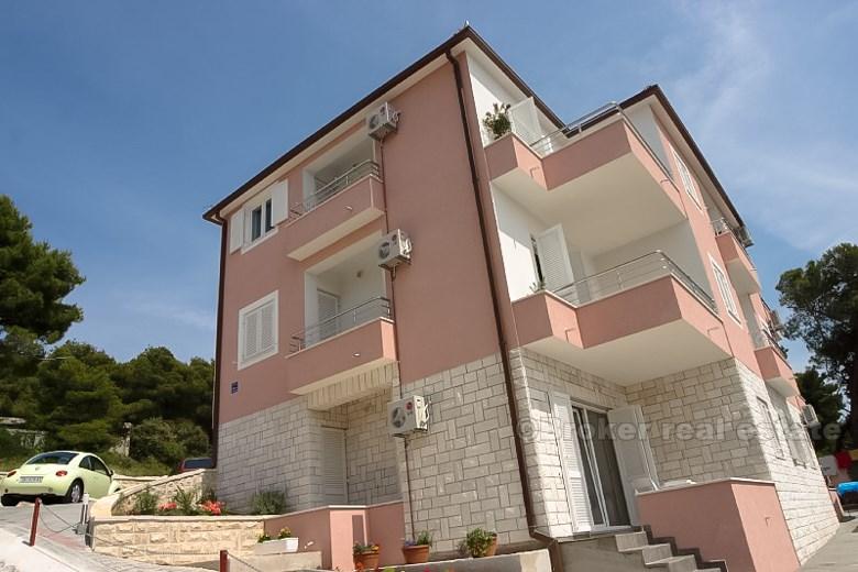 Maison avec 5/8 appartements disponibles, à vendre