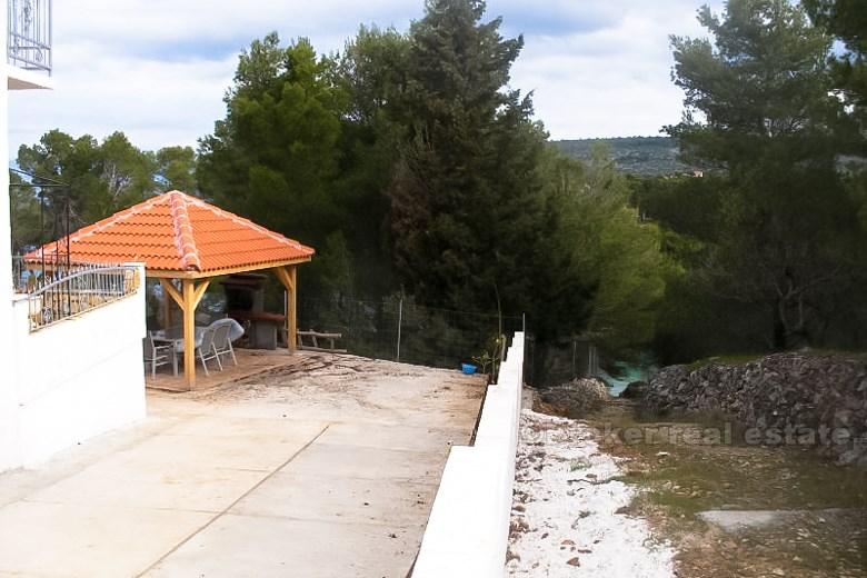 Maison de front de mer à vendre sur l'île de Brac