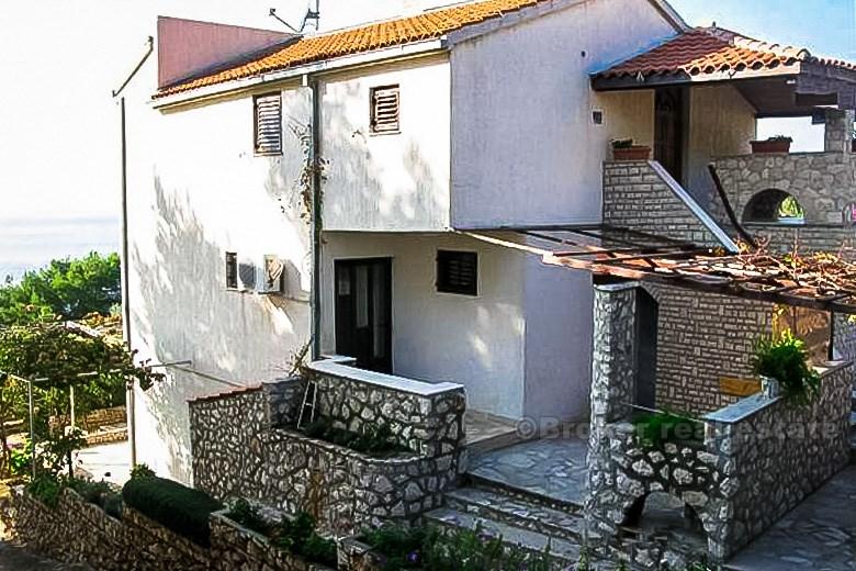 Schönes Haus erste Reihe zum Meer