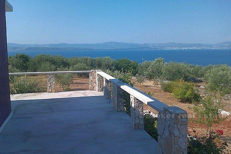 Dom Eco na pięknej lokalizacji