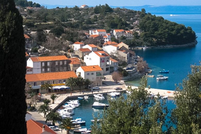 Helt återställd stenhus