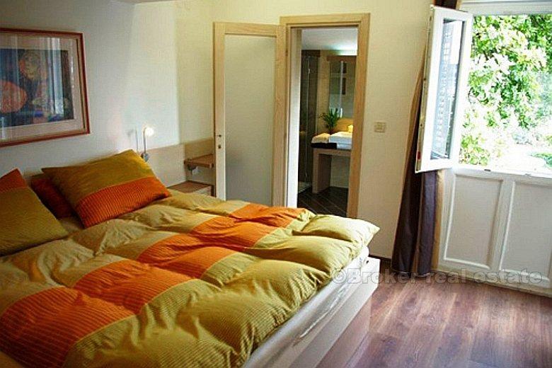 Vacker modern villa, till salu