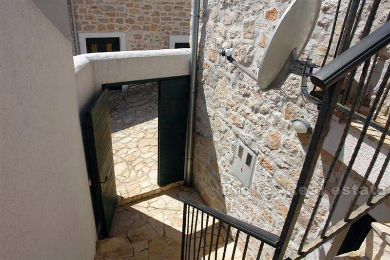 Nybyggt dalmatiskt hus, till salu