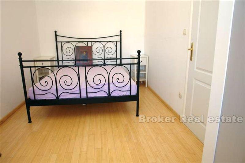 Nybyggt dalmatiskt hus, till salu