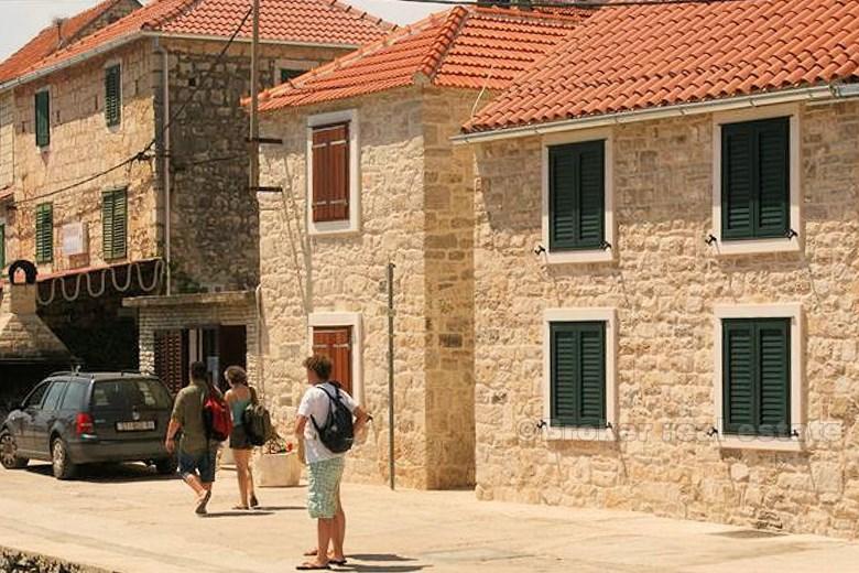 Traditionelles dalmatinisches Haus, zum Verkauf