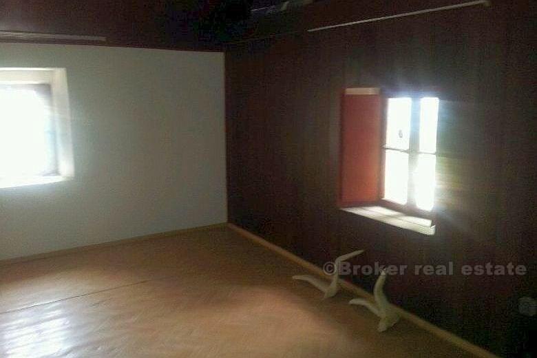 Vecchia casa di pietra dalmata