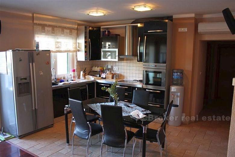 Moderne Wohnung Villa, zum Verkauf